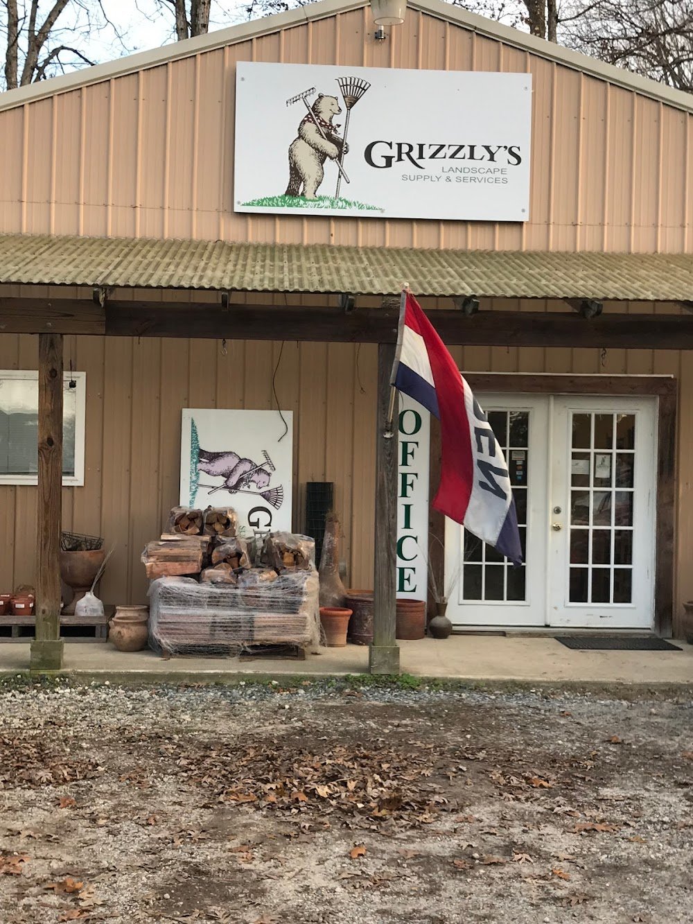 Grizzly’s Landscape Supply & Services