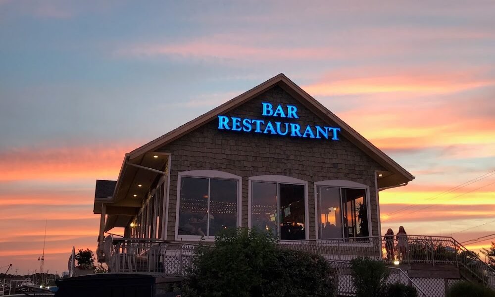 The Shark on the Harbor Restaurant